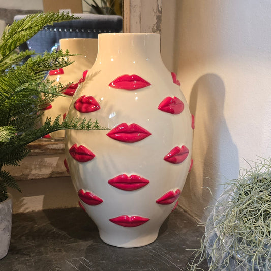 Kiss Me - Cream Ceramic Vase With Red Lips