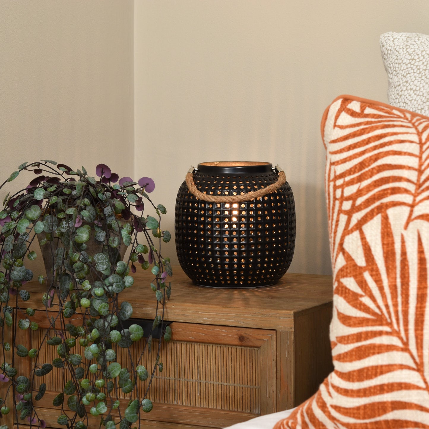 Ceramic Lantern Lamp - Black