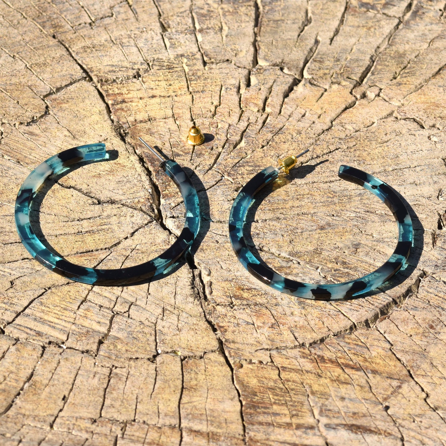 Levonna Large Hoop Earring - Poolside