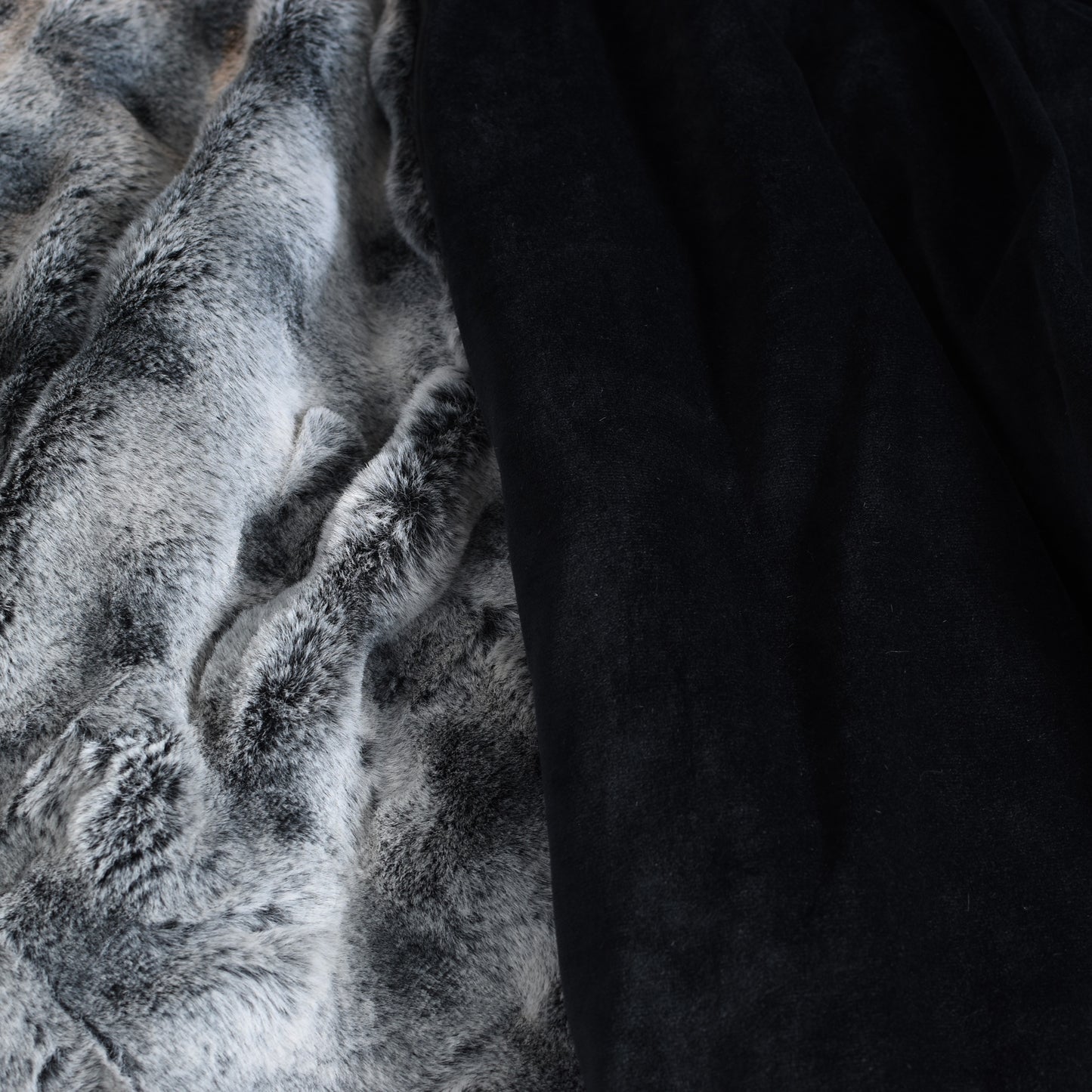 Ripple Cut Faux Fur Throw - Grey & Black