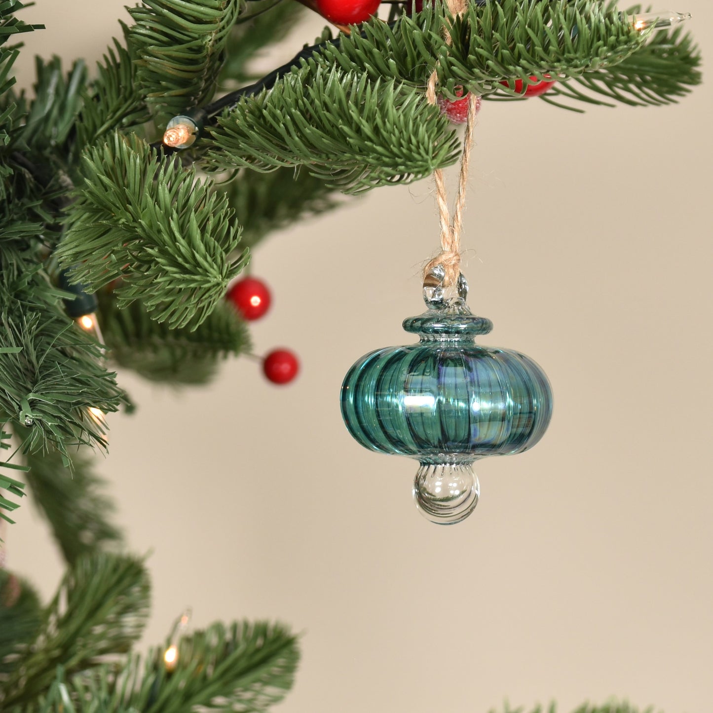 Victorian Coach - Egyptian Glass Bauble - Jade Green Iridescent - Small