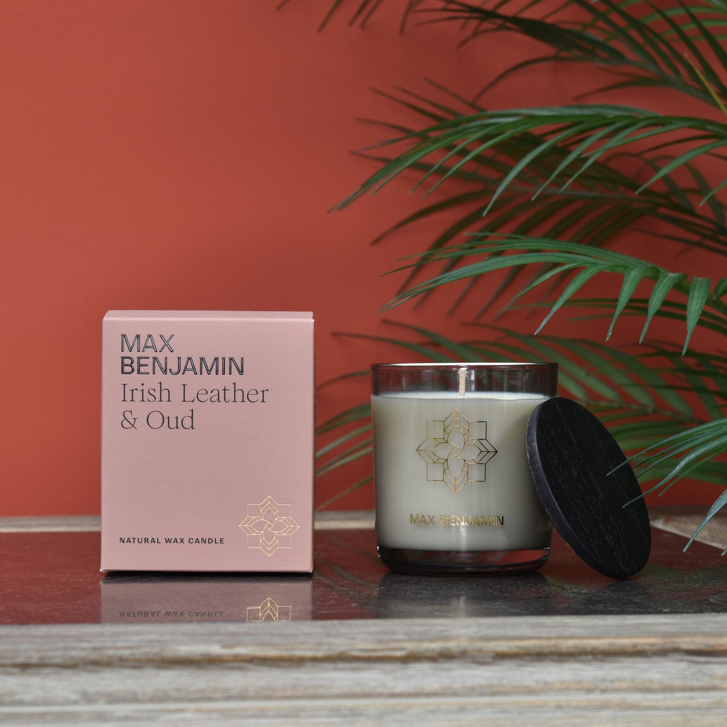 Irish Leather and Oud Candle - Max Benjamin