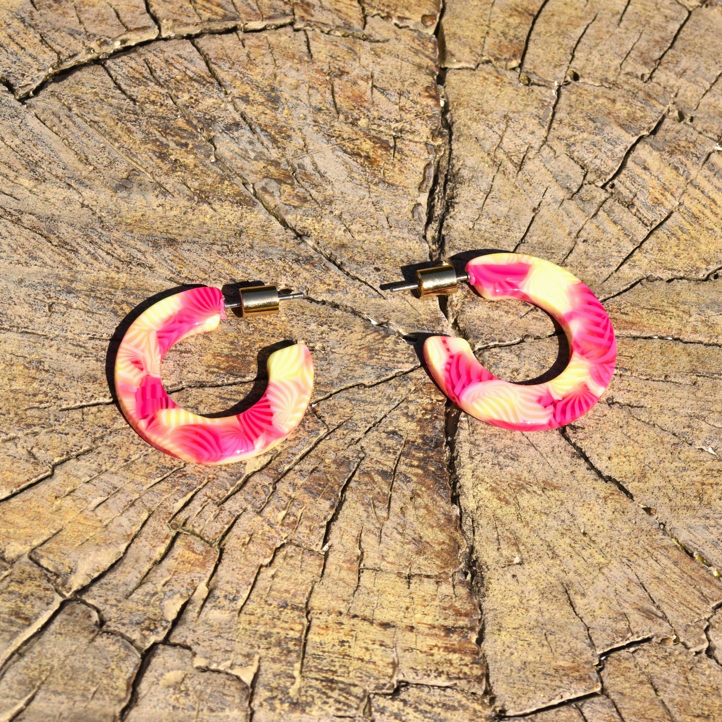 Melissa Wide Hoop Earring - Pinks