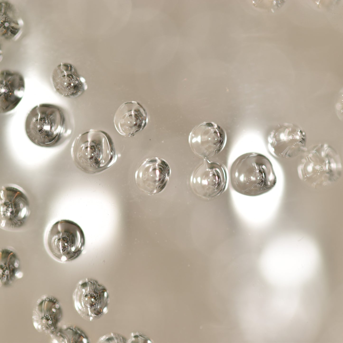 Snowdrift Droplet Handblown Glass Bauble - Silver & Clear - Large