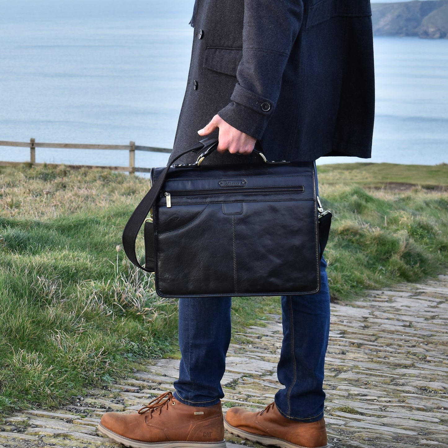 Black Executive Leather Briefcase - Laptop & Tablet Friendly