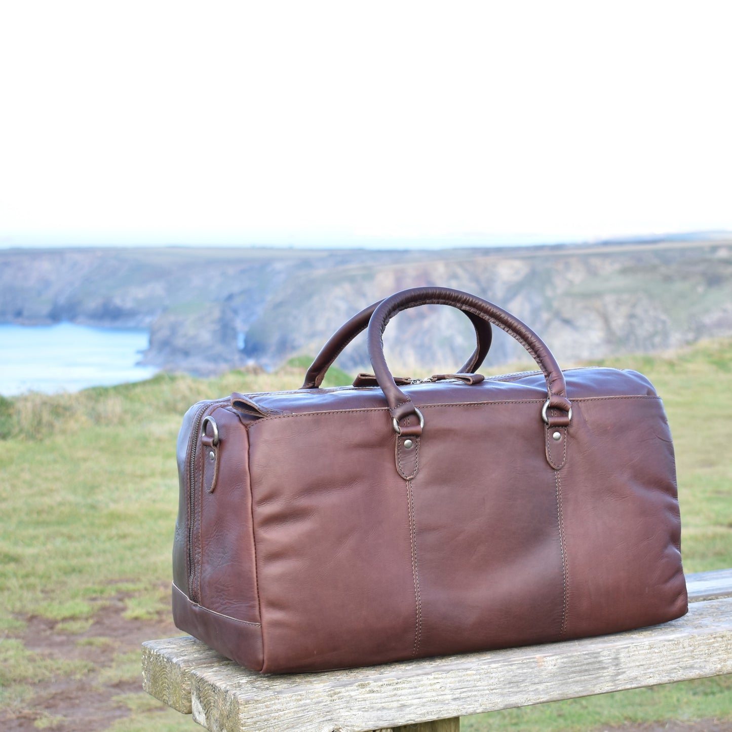 Matt Dark Brown Tan Leather Weekend Holdall