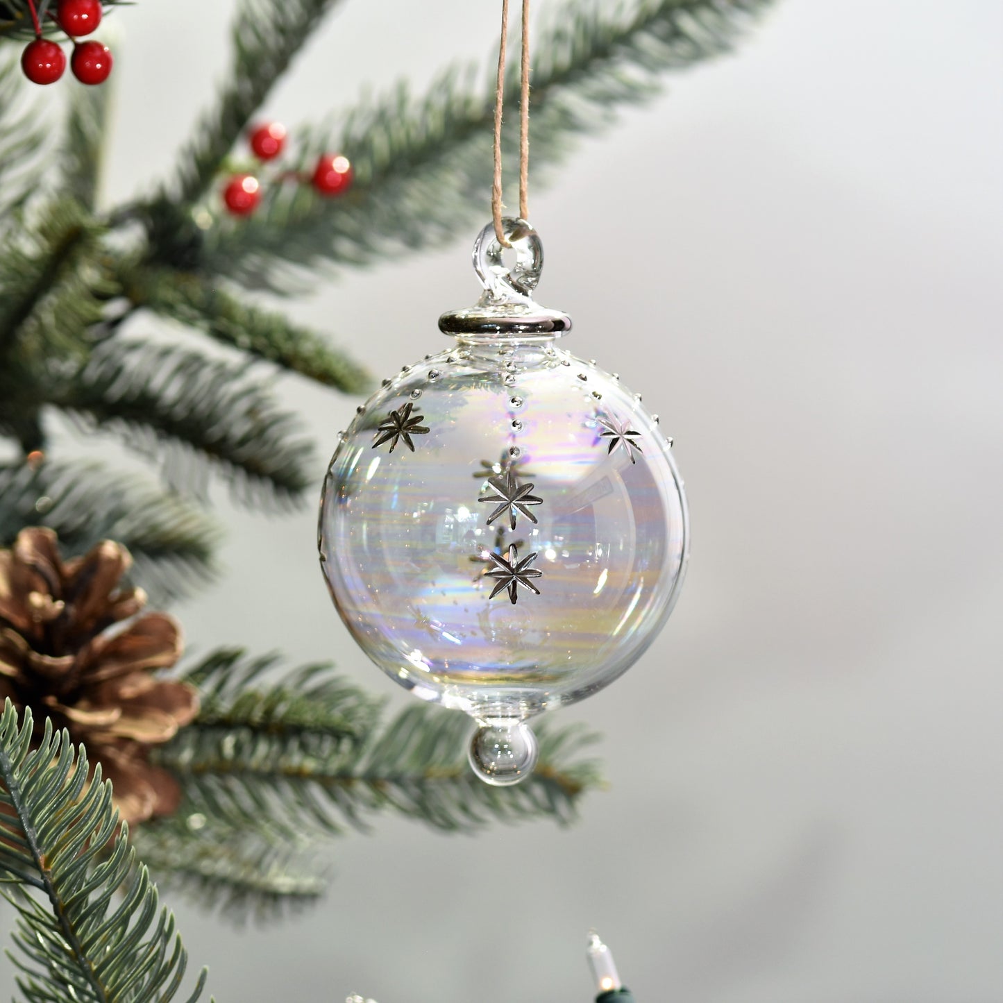 Snowfall Handblown Glass Bauble - Silver - Clear/Pearlescent - Large