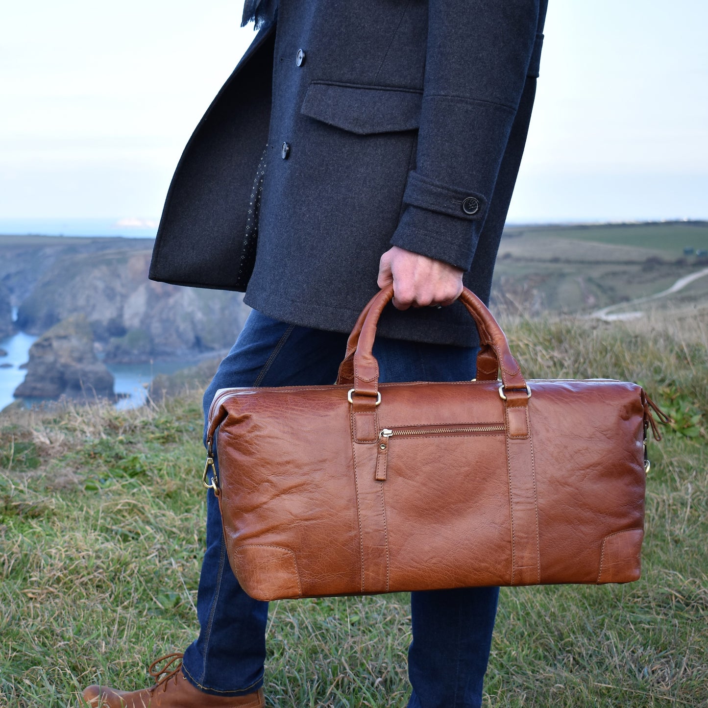 Honey Tan Creased Leather Weekend Holdall