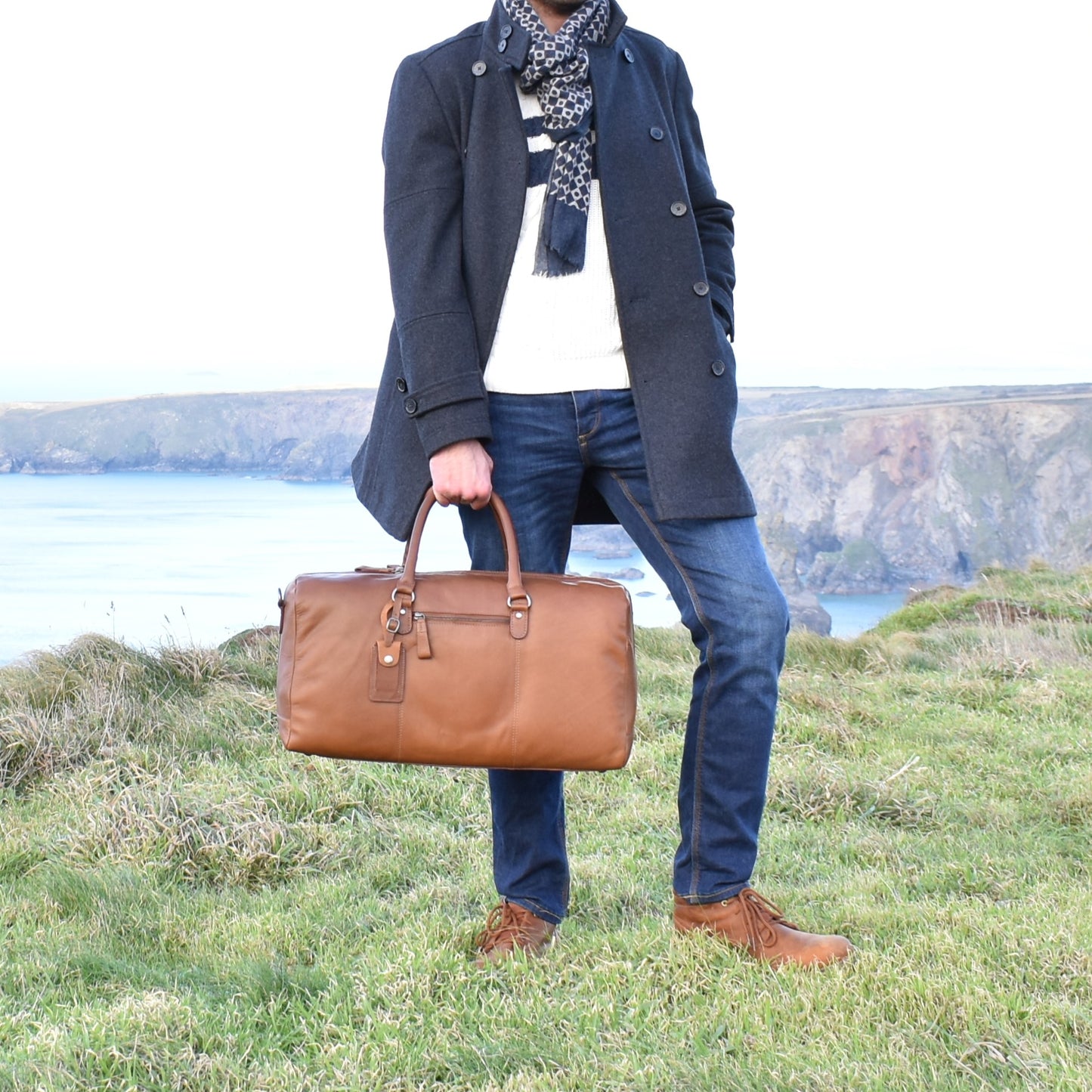 Light Tan Leather Weekend Holdall