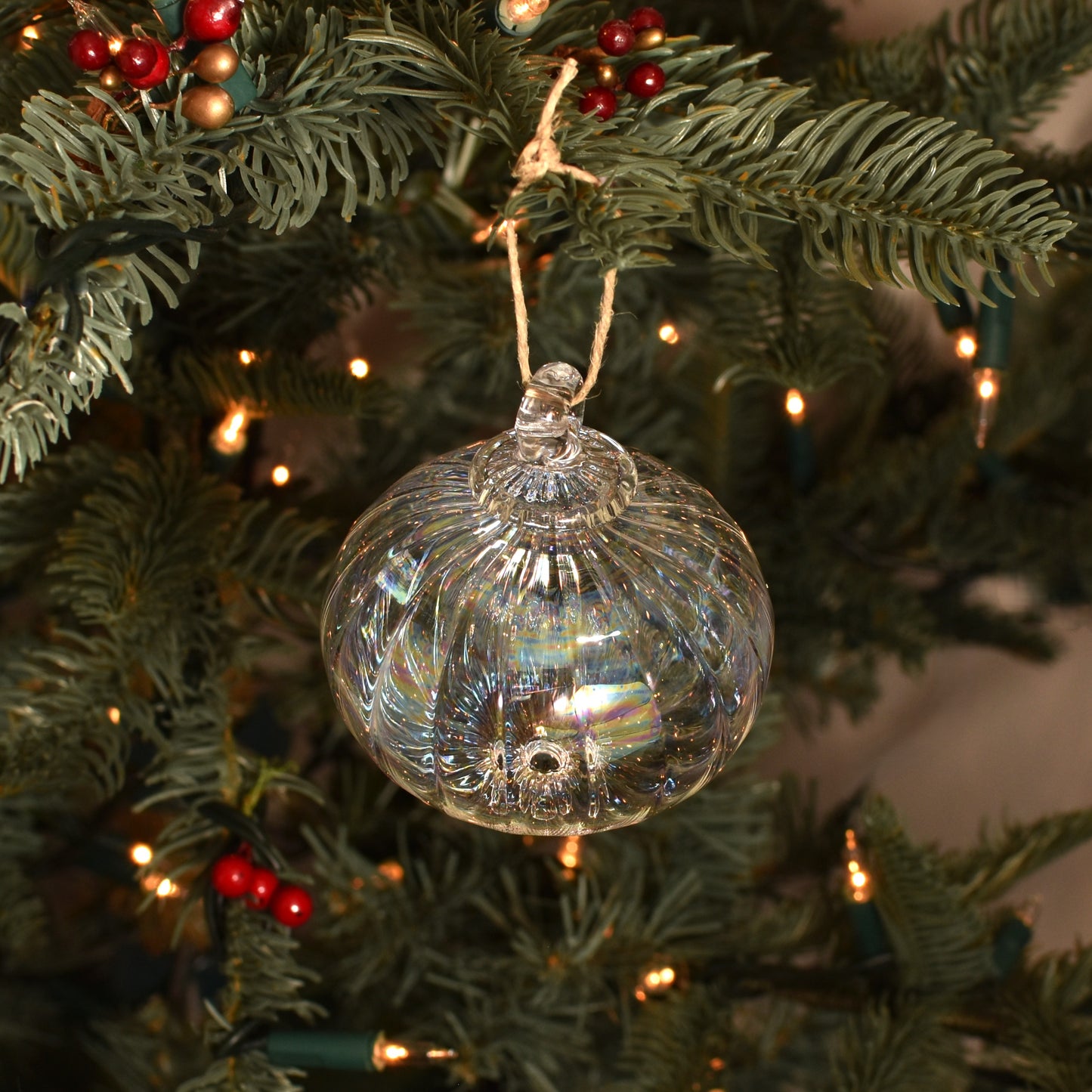 Victorian Coach - Egyptian Glass Bauble - Pearl - Large