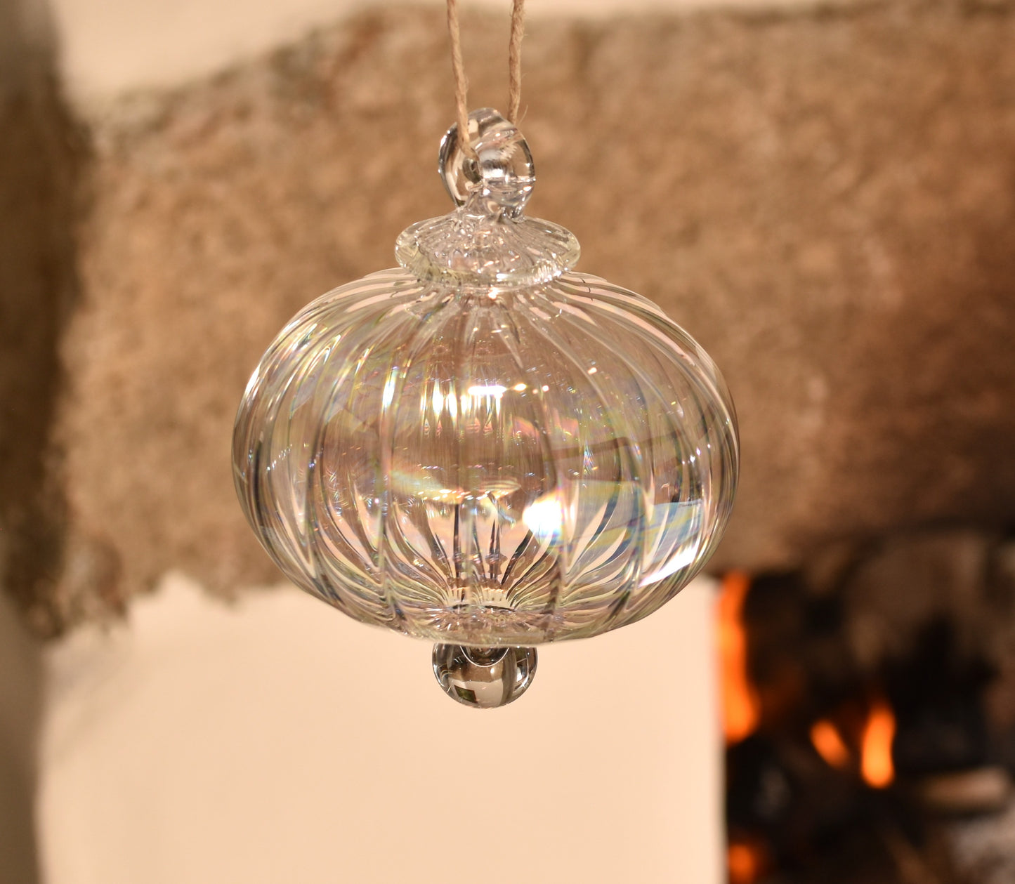 Victorian Coach - Egyptian Glass Bauble - Pearl - Large