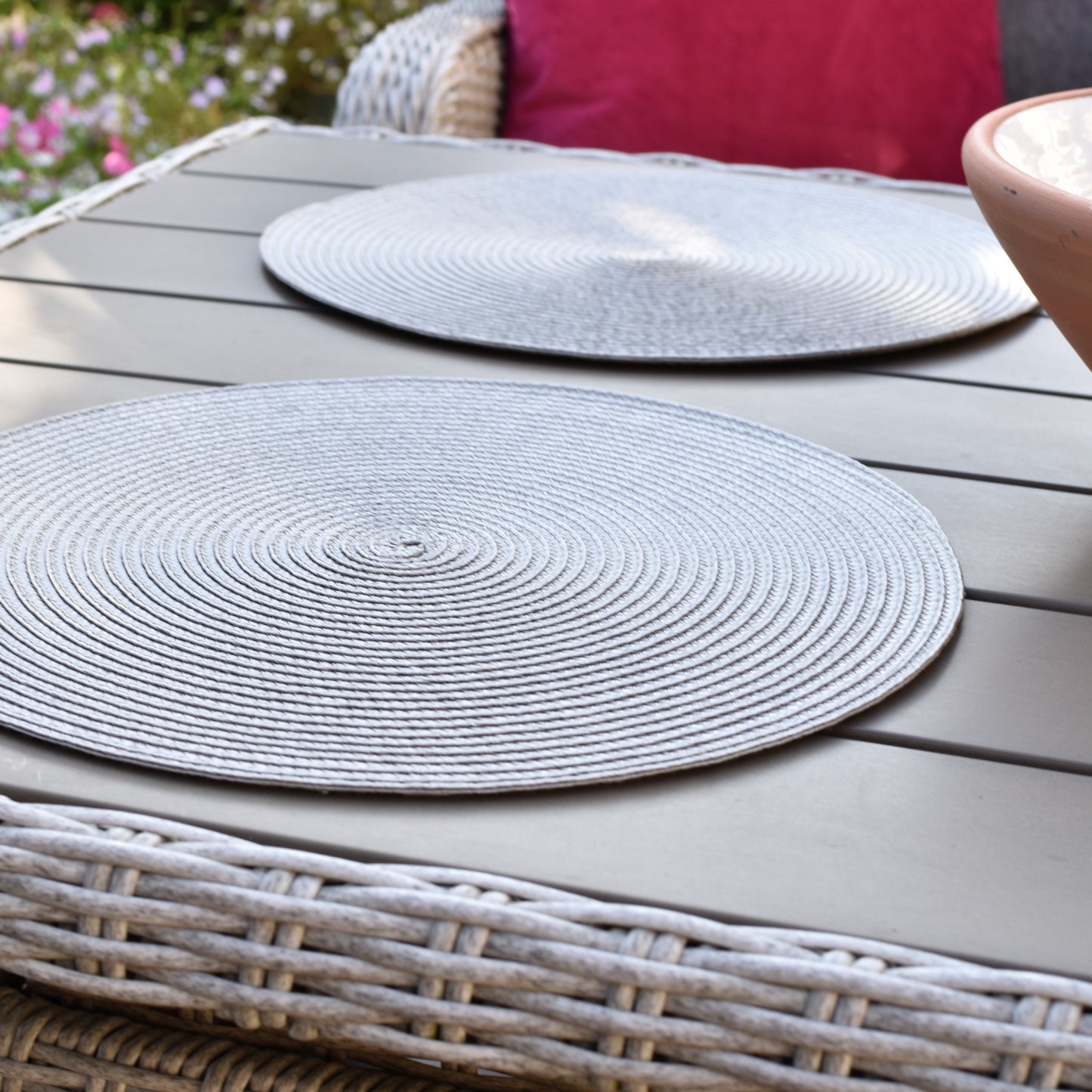 Round Woven Placemat - Dove Grey