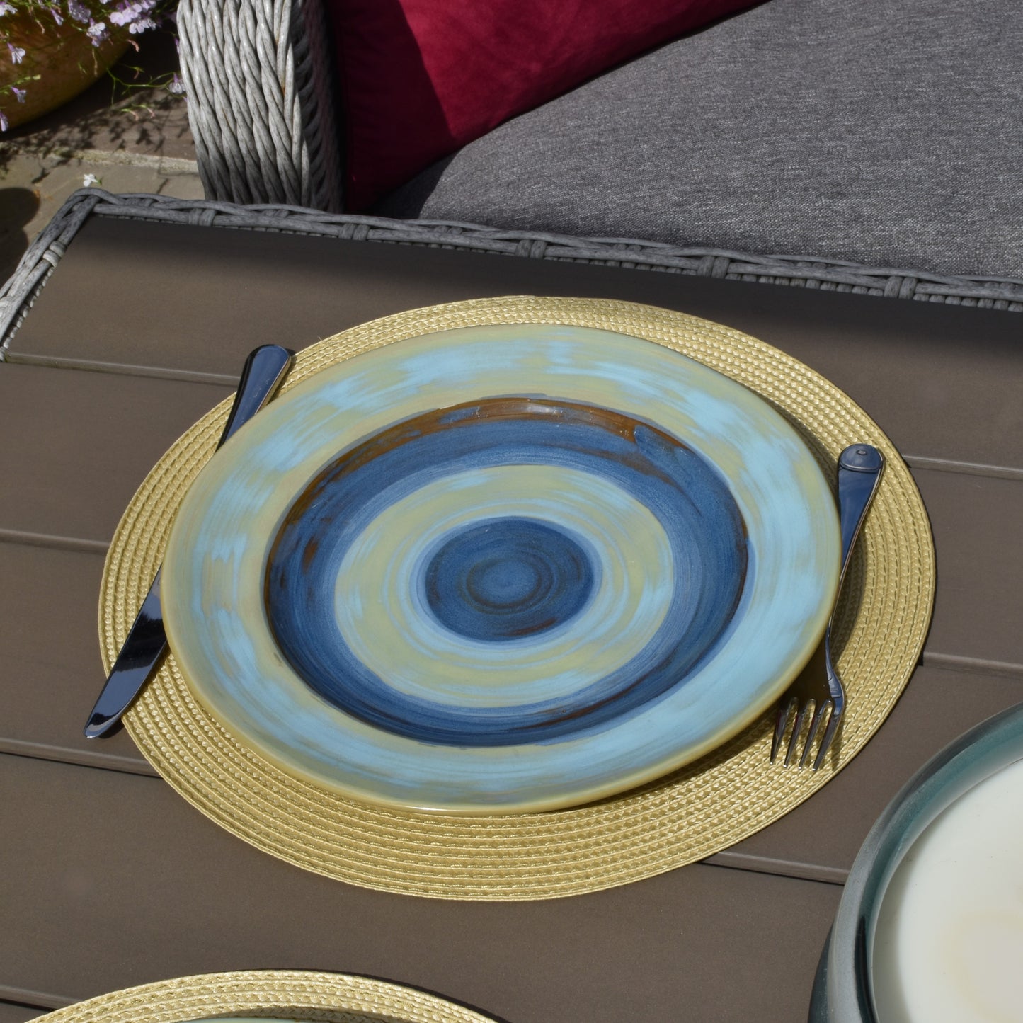 Round Woven Placemat - Golden Oatmeal