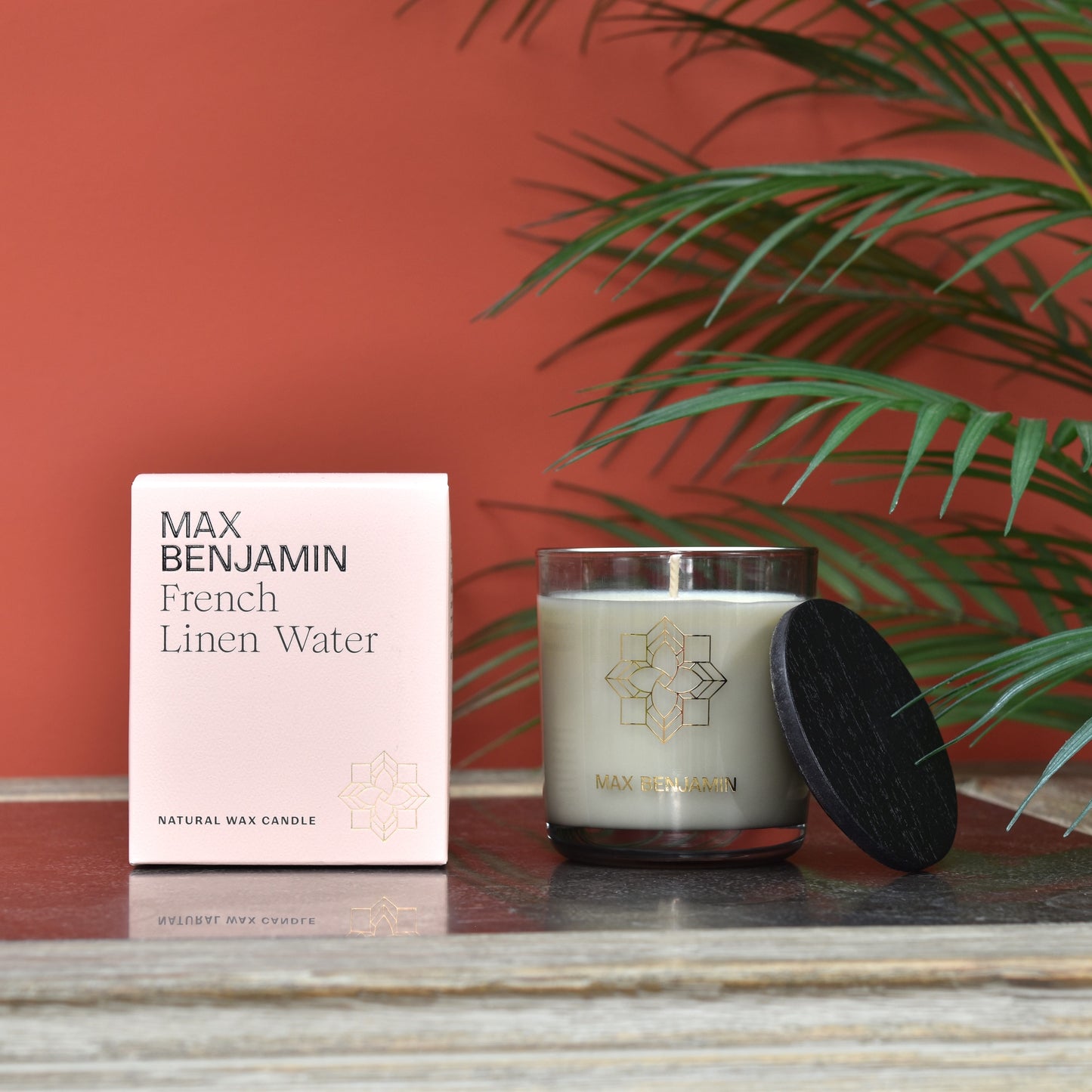 French Linen Water Candle - Max Benjamin
