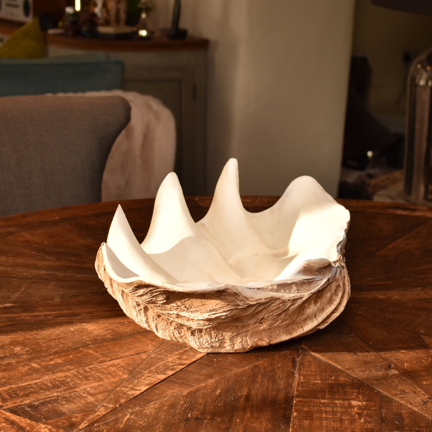 Decorative Clam Bowl - Large