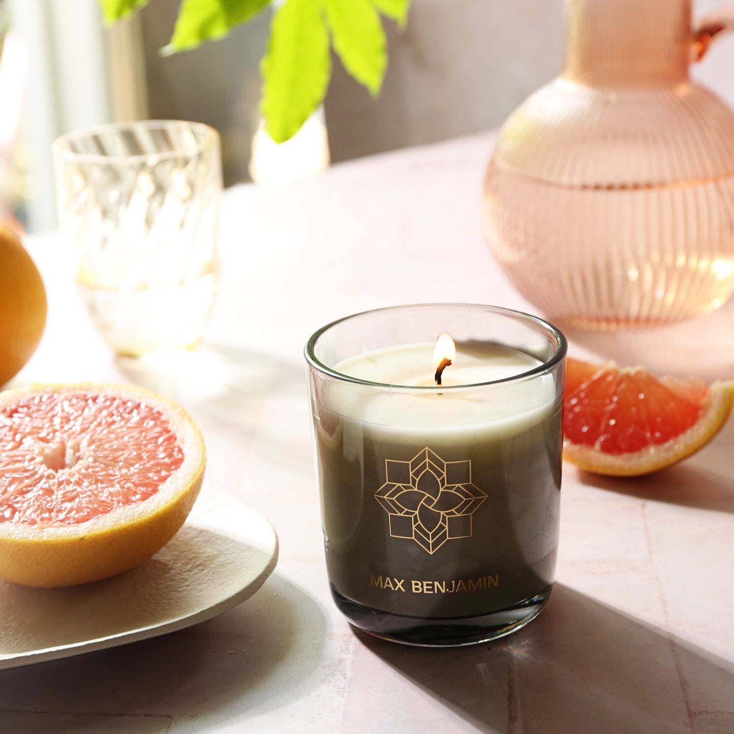 Grapefruit Shores Candle - Max Benjamin