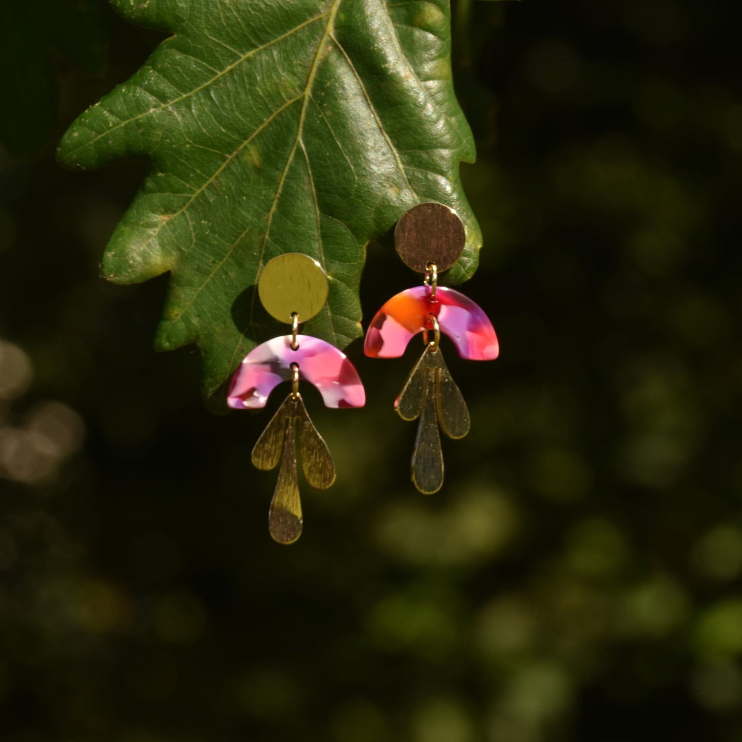 Faye Hanging Droplet Resin Earring - Fuchsia