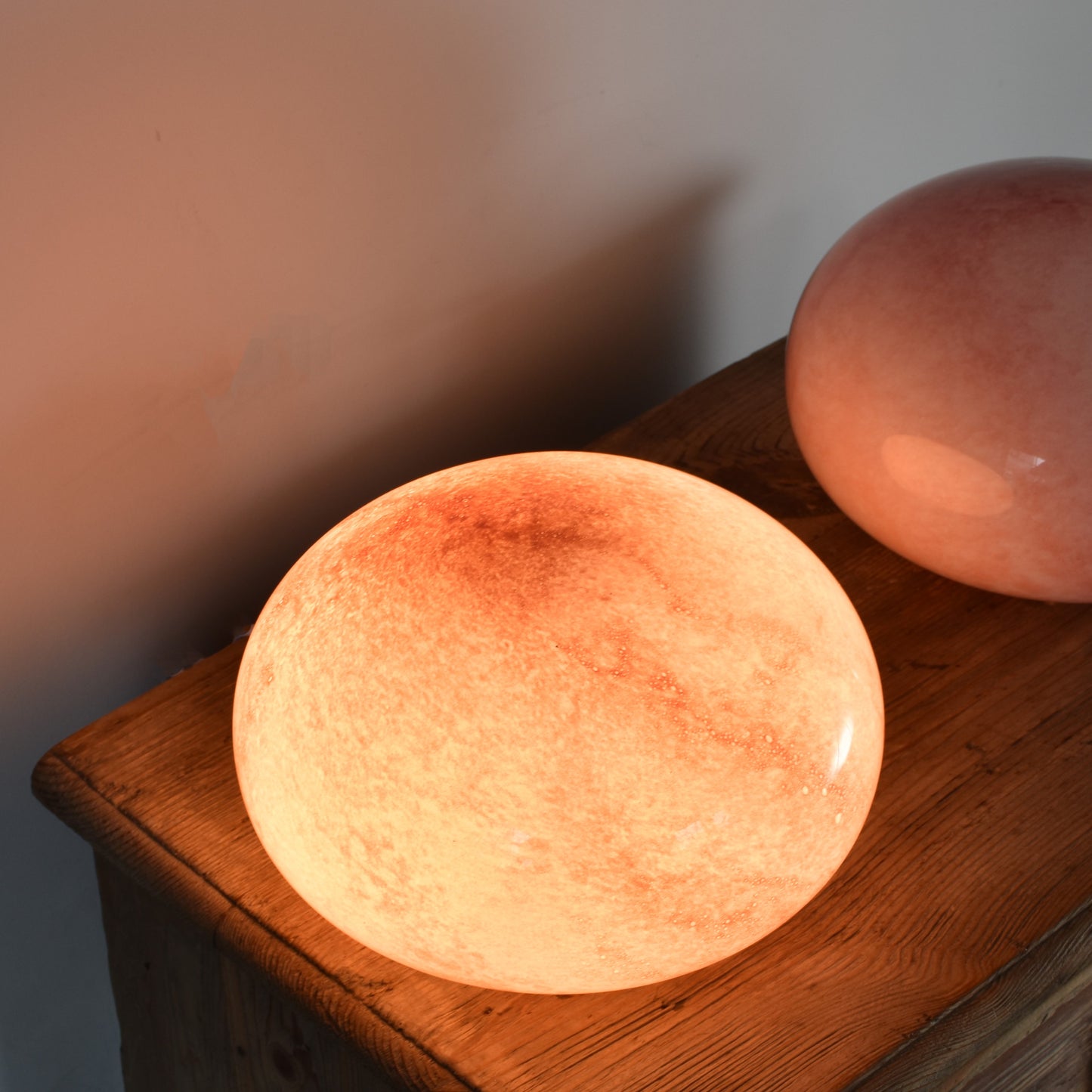 Rose Pink Quartz Glass Lamp - Pebble