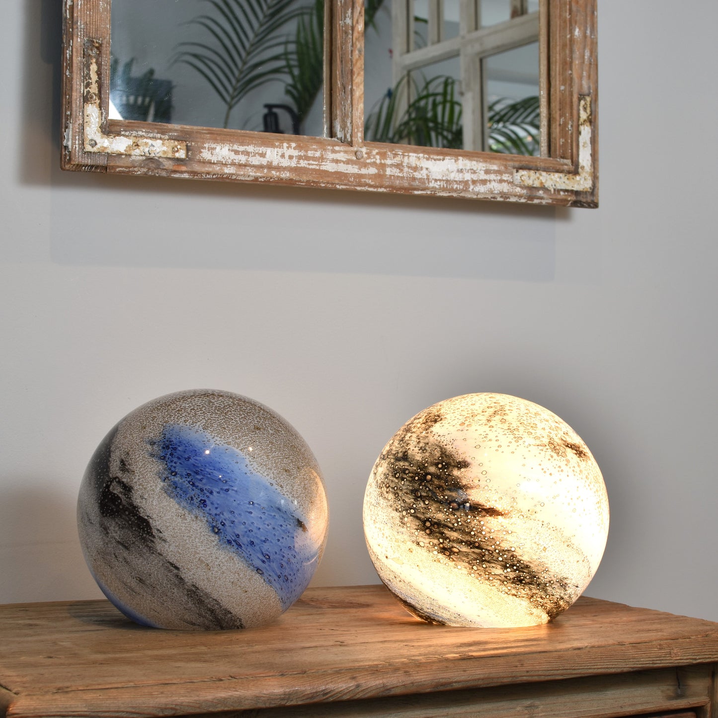 Northern Lights Metallic Glass Lamp - Sphere Small