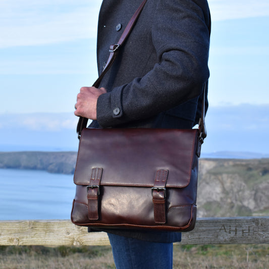 Leather Messenger Bag - Brown