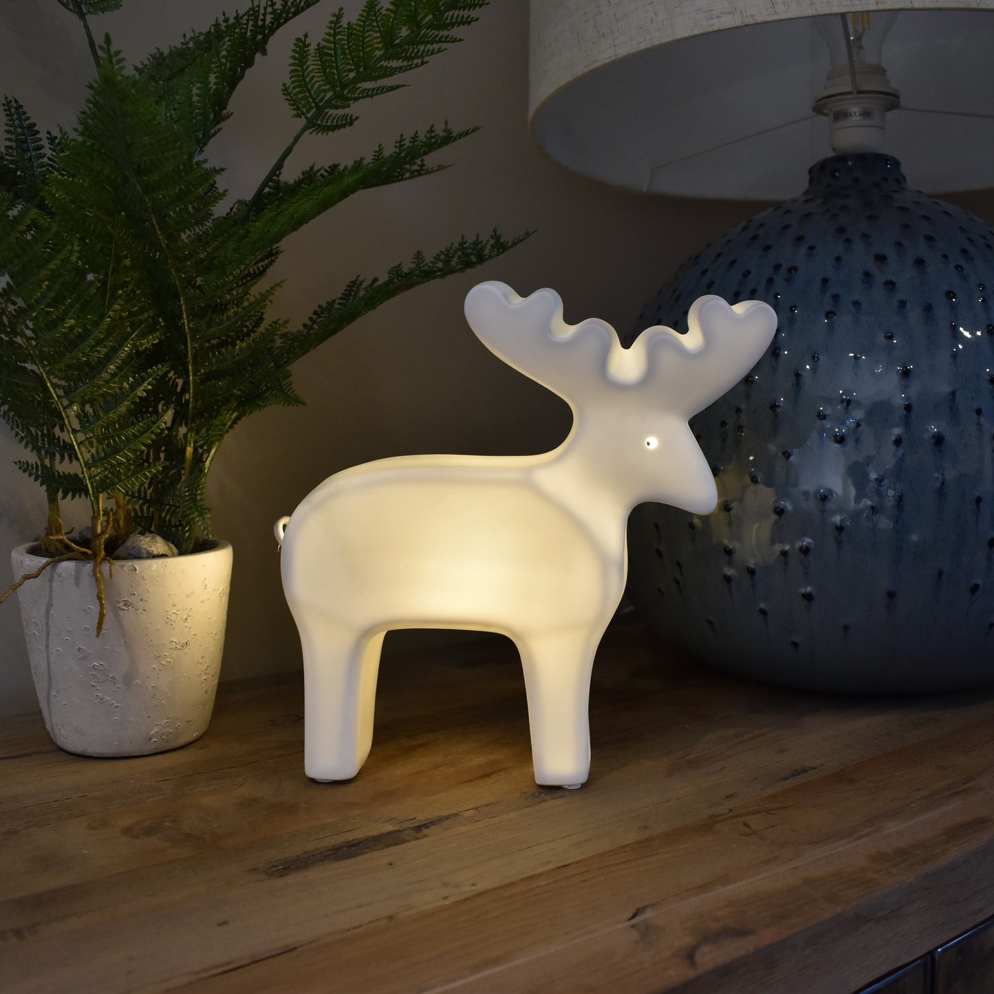 Scandi Deer Ceramic Lamp