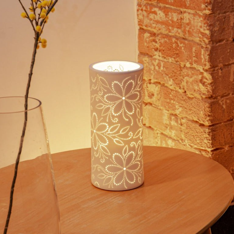 Daisy Flower Porcelain Lamp Rural Urban