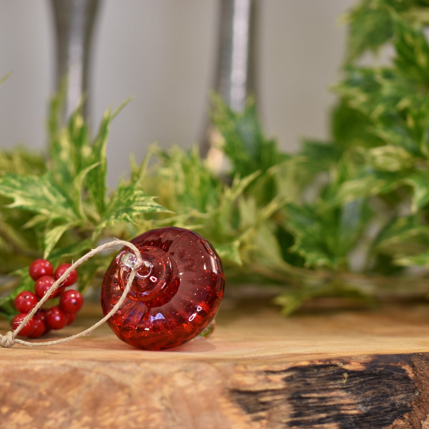 Victorian Lantern - Egyptian Glass Bauble - Red - Small